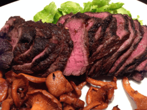 How to cook venison : perfectly cooked venison steak with herbs and roasted vegetables